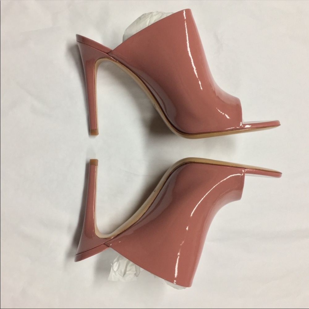 ❌SOLD❌ PEDRO GARCIA Carrie Patent Open Toe Mules - Picture 3 of 8